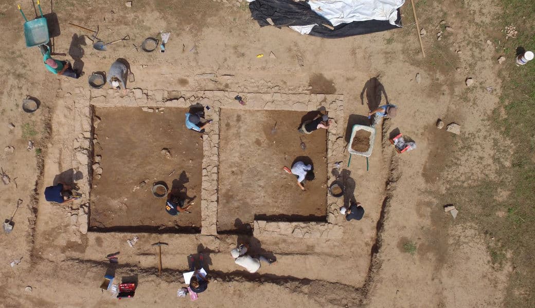 Vista cenital de los dos ámbitos excavados durante las campañas de 2017 y de 2018